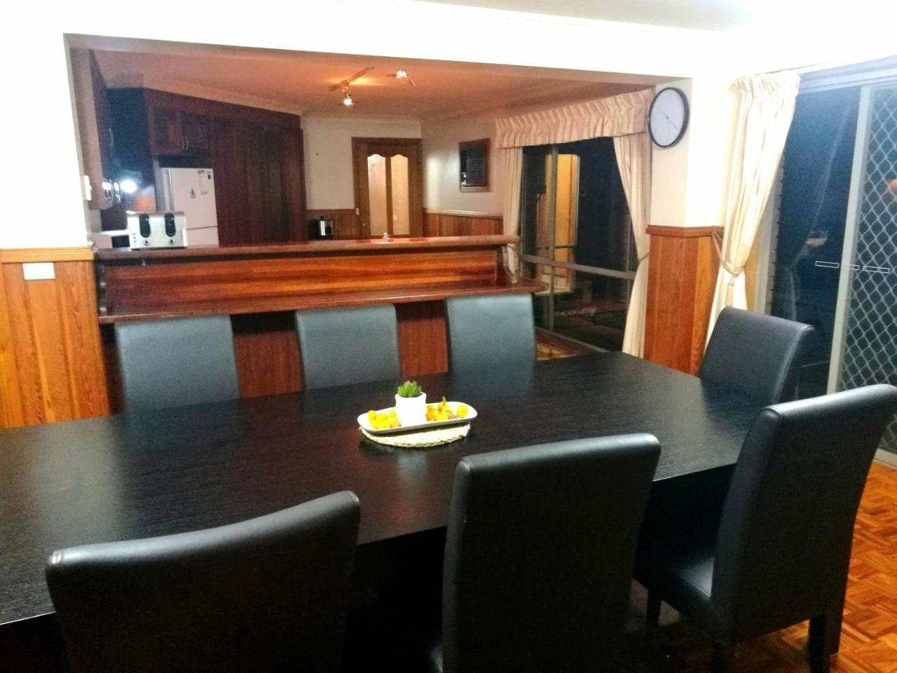 Castle Stay At Lakes Entrance Bagian luar foto
